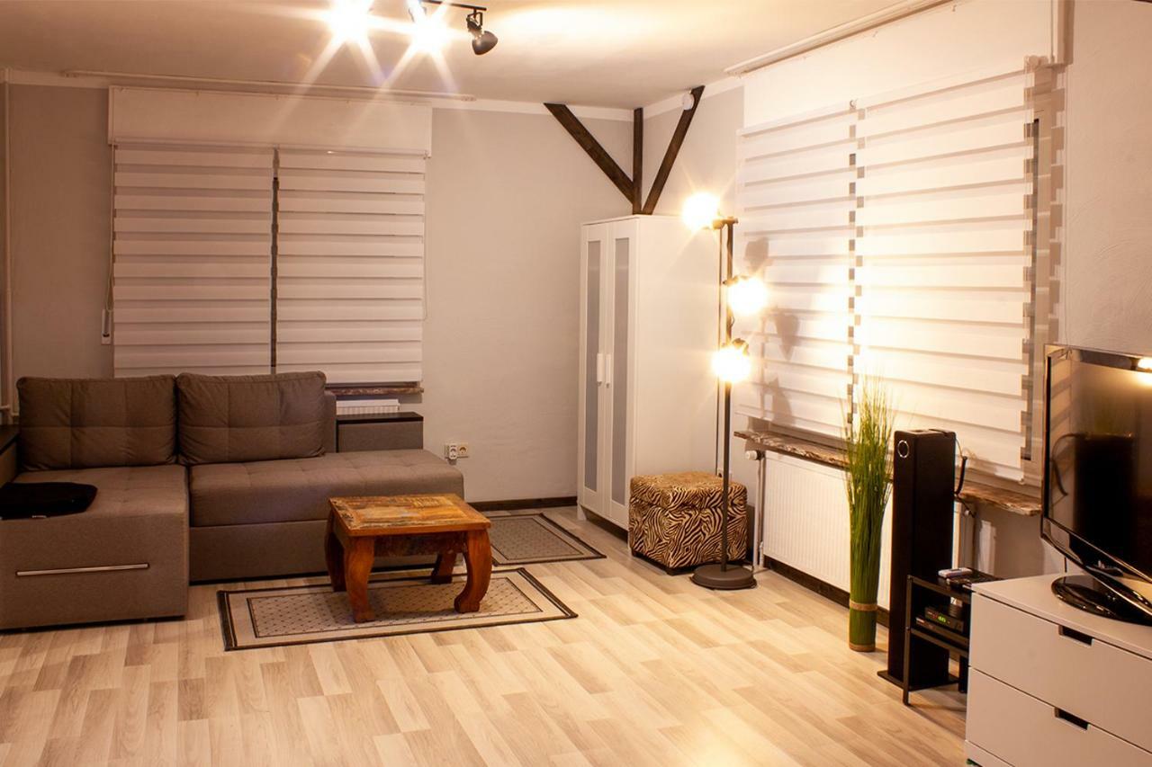 Ferienwohnung Buren/Weiberg 布伦 外观 照片